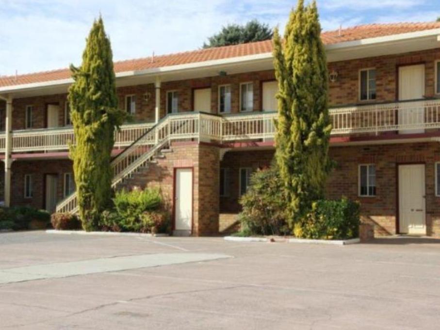 Grand Manor Motor Inn Queanbeyan Εξωτερικό φωτογραφία