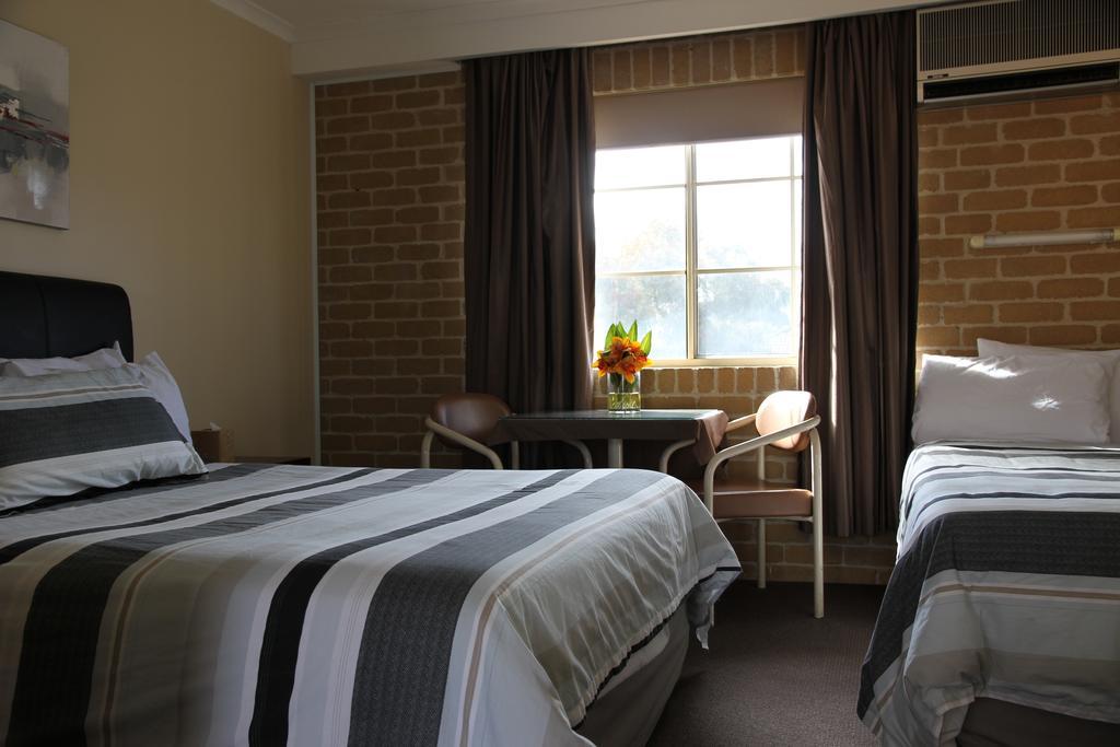 Grand Manor Motor Inn Queanbeyan Εξωτερικό φωτογραφία