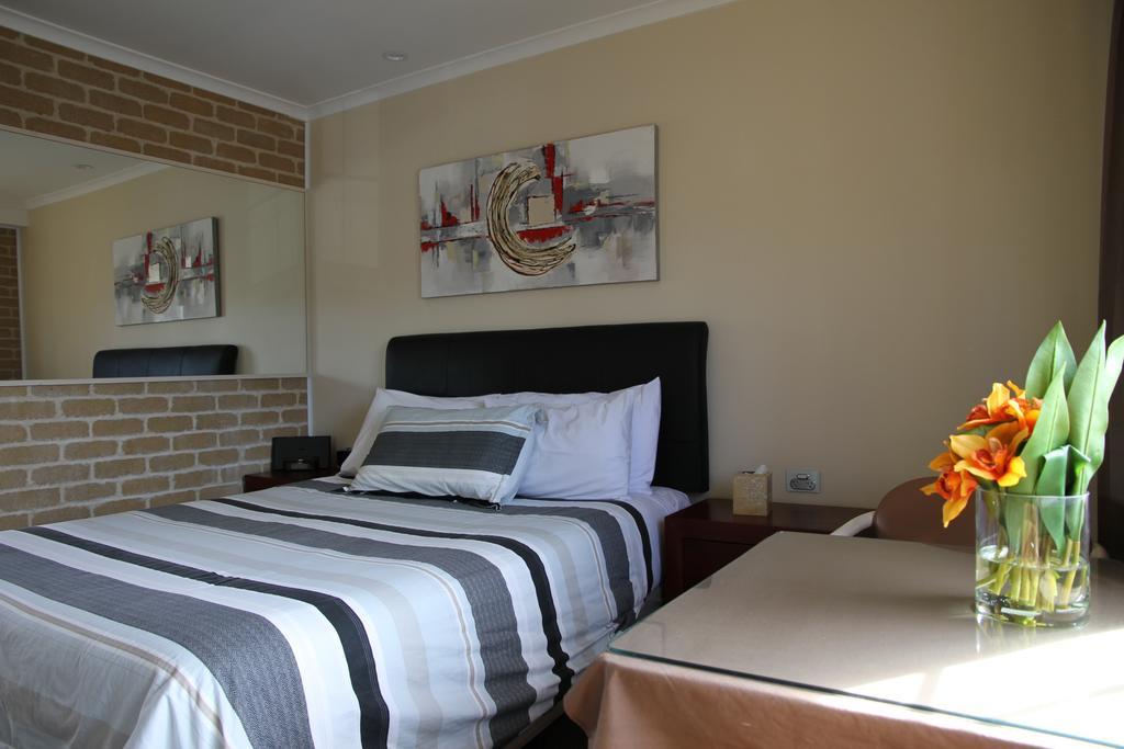 Grand Manor Motor Inn Queanbeyan Εξωτερικό φωτογραφία
