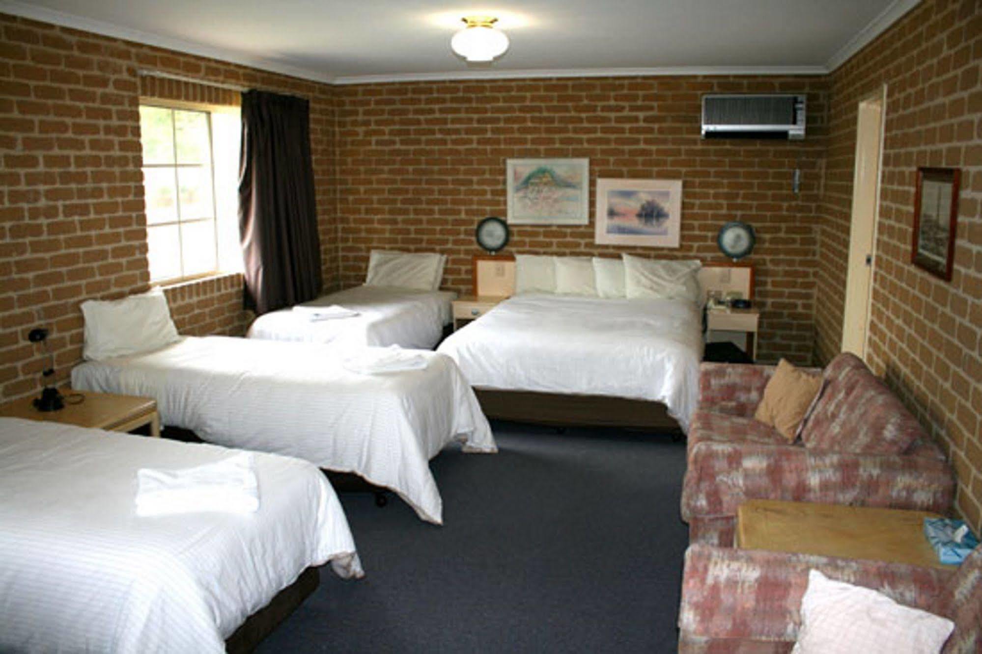 Grand Manor Motor Inn Queanbeyan Εξωτερικό φωτογραφία